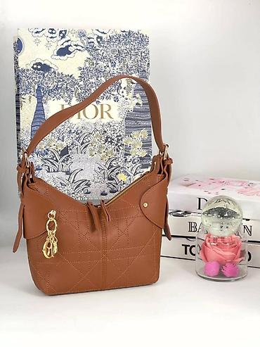 Torbe: Tašne 
pk — 8