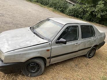 буксиры: Volkswagen Vento: 1994 г., 1.6 л, Механика, Бензин, Седан — 3