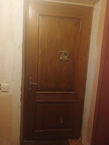 w202 qapi: Mənzil üçün İşlənmiş Giriş qapısı Glazok ilə, Ünvandan götürmə — 3