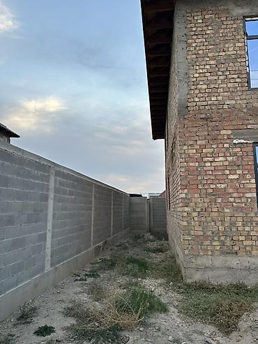 дом с мансардой: 6 комнат и более, 240 м², 5 соток, Тынчтык, Собственник — 6