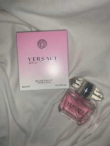 bright: Versace Bright Crystal — женская туалетная вода Аромат: - Верхние — 6