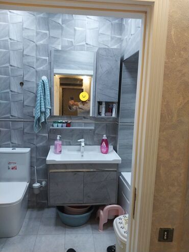 Köhnə tikili: Bakı, Bakıxanov qəs., 3 otaqlı, Köhnə tikili, m. Neftçilər, 90 kv. m -da lalafo.az — 30 Köhnə tikili: Bakı, Bakıxanov qəs., 3 otaqlı, Köhnə tikili, m. Neftçilər, 90 kv. m — 30