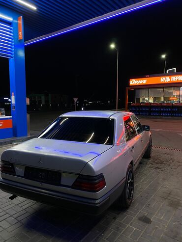 авто с последующим выкупом бишкек саната: Mercedes-Benz W124: 1988 г., 2 л, Бензин