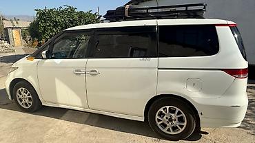 Honda: Honda Elysion: 2004 г., 3 л, Автомат, Газ, Минивэн — 3
