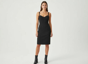 długa sukienka obcisła: Bershka, Women`s dress, size S at lalafo.pl długa sukienka obcisła: Bershka, Women`s dress, size S
