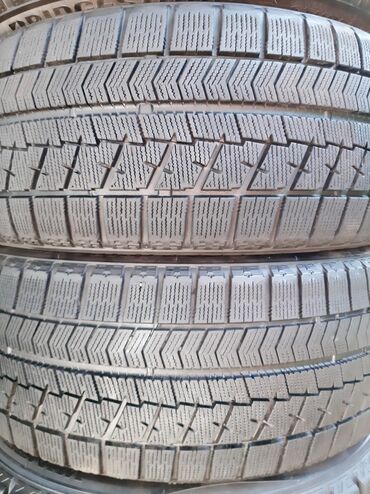 бу шины в бишкеке: Шины 215 / 45 / R 17, Зима, Б/у, Комплект, Япония, Bridgestone