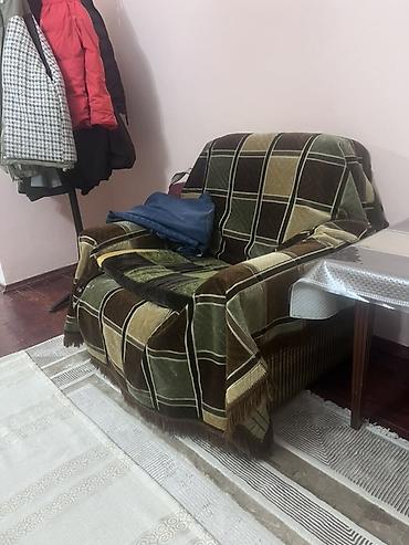 Прямые диваны: Прямой диван, Б/у — 2