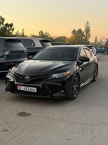 Toyota Camry: 2019 г., 2.5 л, Автомат, Бензин, Седан