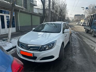 Водители такси: Сдаю в аренду: Легковое авто, Под такси