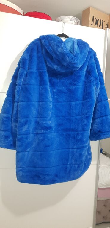 Krzneni kaputi: 3XL, Sa postavom, Veštačko krzno, bоја - Svetloplava — 3