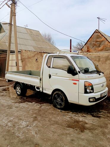 Hyundai: Hyundai Porter: 2017 г., 2.5 л, Автомат, Дизель