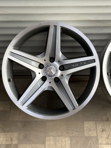 Диски: Литые Диски R 18 AMG, Комплект, отверстий - 5, Б/у — 6