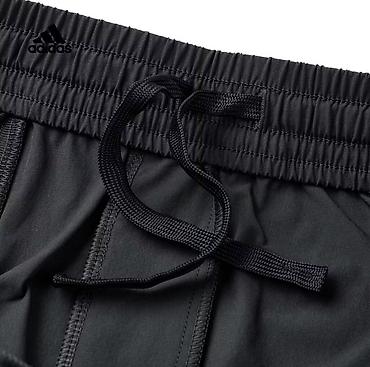 world cup: Спортивные брюки adidas (черные)
Новые в размере М-Л — 4