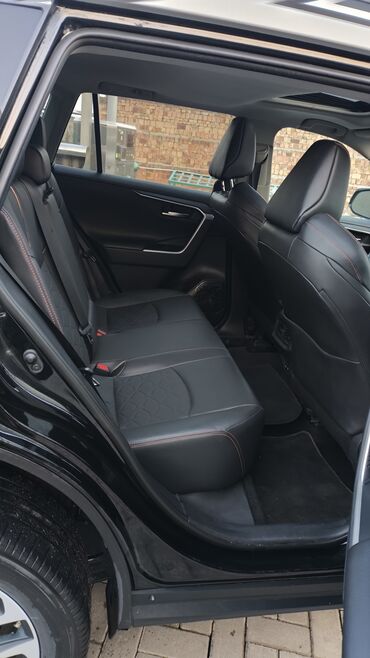 Toyota: Toyota RAV4: 2019 г., 2.5 л, Автомат, Бензин, Кроссовер at lalafo.kg — 9 Toyota: Toyota RAV4: 2019 г., 2.5 л, Автомат, Бензин, Кроссовер — 9