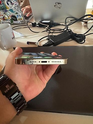 iphone aux: IPhone 14 Pro Max, 256 GB, Qızılı, Qırıq — 6