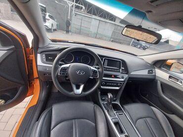 Hyundai: Hyundai Sonata: 2019 г., 2 л, Автомат, Газ, Седан — 8