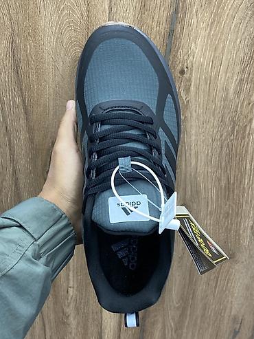 лоро пиано обувь мужская бишкек: Мужские кроссовки, 40, 41, 42, Adidas, Новый, цвет - Черный, Платная доставка — 10