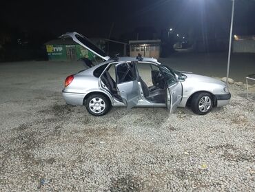 Toyota: Toyota Corolla: 2001 г., 1.8 л, Механика, Бензин, Хэтчбэк — 8