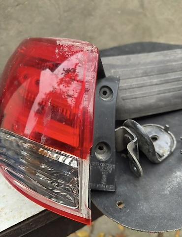 batinka hərbi: LED, Hyundai 2013 il, Orijinal, Yaponiya, İşlənmiş — 1