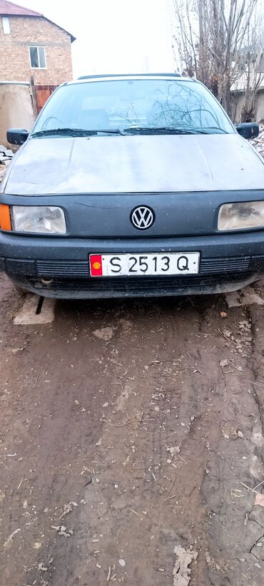 taiota kamri 50: Volkswagen Passat: 1990 г., 1.8 л, Механика, Бензин, Седан