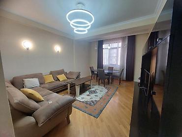 İcarəyə verilir 2 otaqlı yeni tikili 70 m², 28 May m. Kateqoriya Yeni