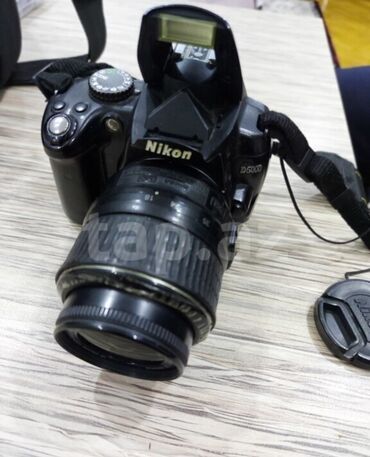 nikon d7100 qiymeti bakida: Ev şəraitində işdənilib . Problemi yoxdur.Şəkildəkilərin hamsı