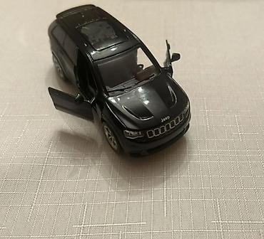 Jeep: Qara rəngdə Jeep markalı mini model maşın - Realistik detal at lalafo.az — 2 Jeep: Qara rəngdə Jeep markalı mini model maşın - Realistik detal — 2
