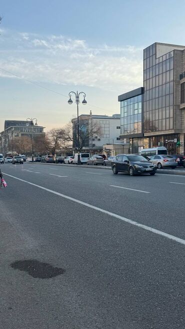 Köhnə tikili: Bakı, 1 otaqlı, Köhnə tikili, m. İnşaatçılar, 40 kv. m — 10