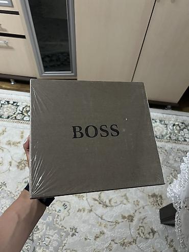 ray ben: Мужская сумка через плечо BOSS Hugo Boss в классическом чёрном цвете — 2