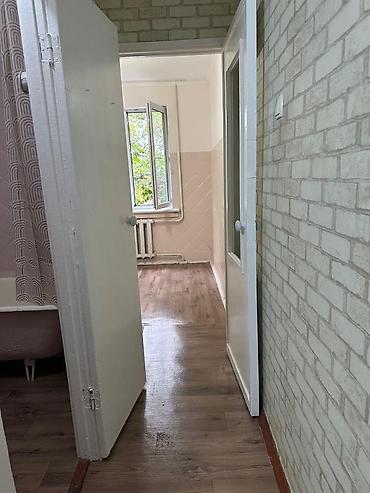 Продажа квартир: 3 комнаты, 58 м², 10 мкр 104 серия, 2 этаж — 6