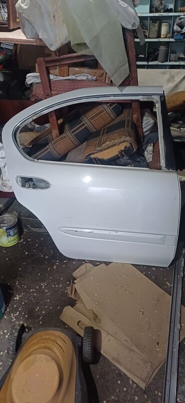 калпак мерс 124: Дверь Задняя правая Nissan, Б/у, Оригинал