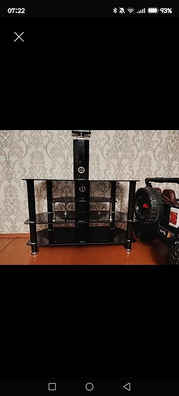 Şüşə TV stendi – qara rəng, müasir dizayn - Material: qalın möhkəm