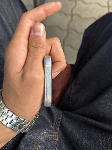 z6 mini: IPhone 12 mini, Ağ, Face ID — 4