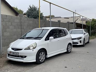 mini cooper: Honda Fit: 2002 г., 1.3 л, Автомат, Бензин, Хэтчбэк — 3