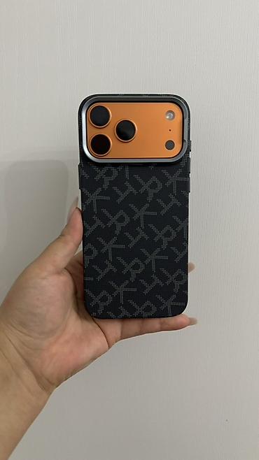 Чехлы: Чехол на 17 pro max — 1