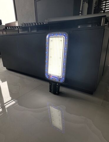 Projektorlar: Günəş enerjisi ilə işləyən, pult vasitəsilə idarə olunan 200 watt işıq -da lalafo.az — 8 Projektorlar: Günəş enerjisi ilə işləyən, pult vasitəsilə idarə olunan 200 watt işıq — 8