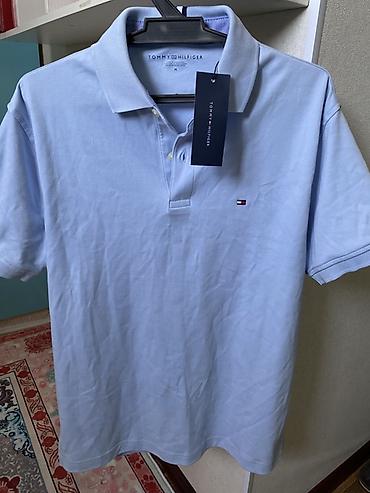 Эркектер кийими: Эркектердин футболкасы, M, Tommy Hilfiger, Жаңы, түсү - Көгүлтүр, Өзү алып кетүү — 1