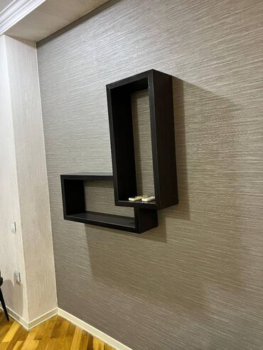 вешалка в прихожую настенная: Kitab dolabı