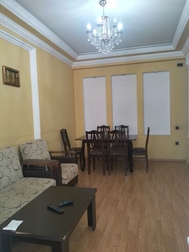 8 mkr kiraye evler: 2 otaqlı, 80 kv. m