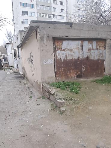 Qaraj satılır: Qaraj – Bakı şəhəri, Binəqədi rayonu, 8 mikrorayon, S.S. Axundov — 2