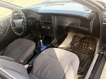авто проект: Audi 80: 1990 г., 1.8 л, Бензин, Седан — 5