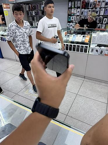 jack e4: IPhone 16 Pro Max, Б/у, 256 ГБ, Black Titanium, Зарядное устройство, Защитное стекло, Чехол, 91 % — 5