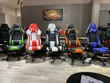 Ofis və oyun kresloları: Yeni, Təkərli, Qolları tənzimlənir, Dəri — 20