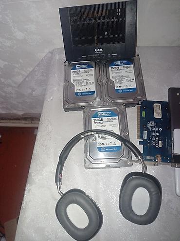 səs kart: Daxili Sərt disk (HDD) Western Digital (WD), 256 GB, 7200 RPM, 3.5", İşlənmiş — 2