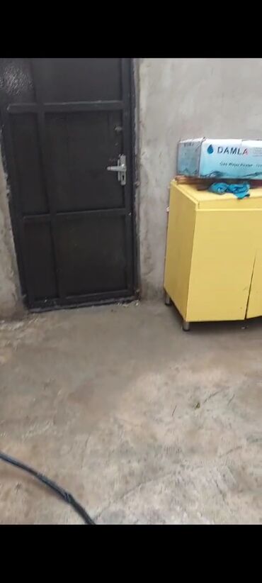 Uzunmüddətli kirayə evlər: 40 kv. m, 1 otaqlı, Telefon, Su, Kanalizasiya — 30