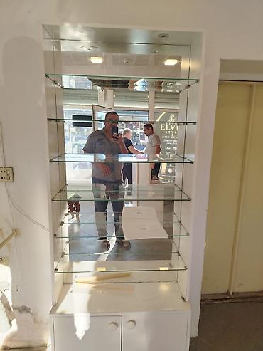 Оборудование для магазинов: Mağaza avadanlıqları dəsti Tərkib: - Divar tipli rəf sistemi: metal — 7
