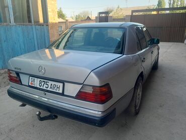 Mercedes-Benz: Mercedes-Benz W124: 1989 г., 2 л, Механика, Бензин, Седан at lalafo.kg — 2 Mercedes-Benz: Mercedes-Benz W124: 1989 г., 2 л, Механика, Бензин, Седан — 2