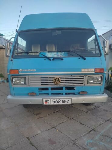 сатам алам: Volkswagen : 1992 г., 2.4 л, Механика, Дизель, Van