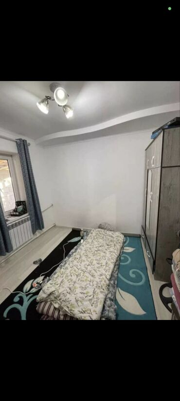 продаю дом на иссык куле село тамчы: Дом, 80 м², 3 комнаты, Агентство недвижимости, Косметический ремонт