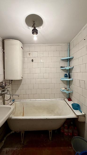 Продажа квартир: 3 комнаты, 62 м², Зайнабетдинов мкр., 105 серия, 2 этаж, Требуется ремонт — 9